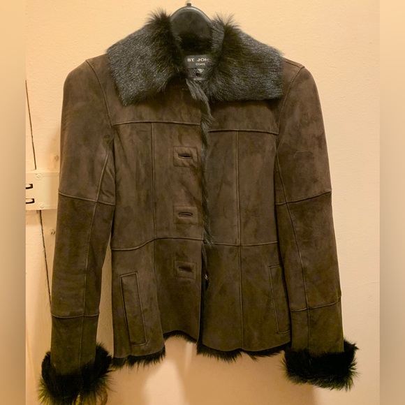 St John Fur - Picture 4 of 5